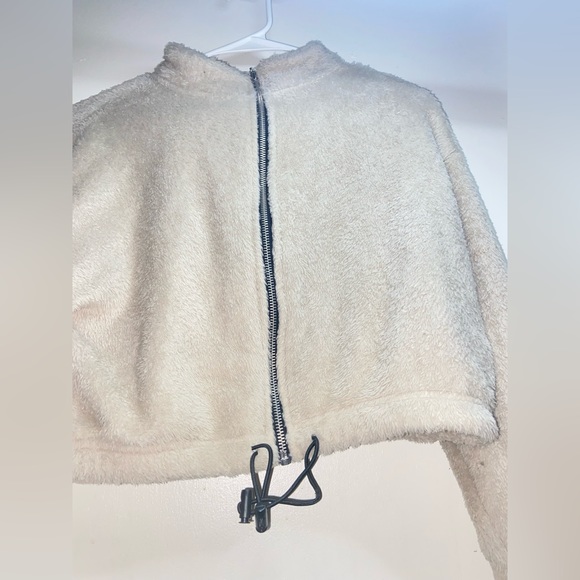 Jacket - Picture 4 of 7